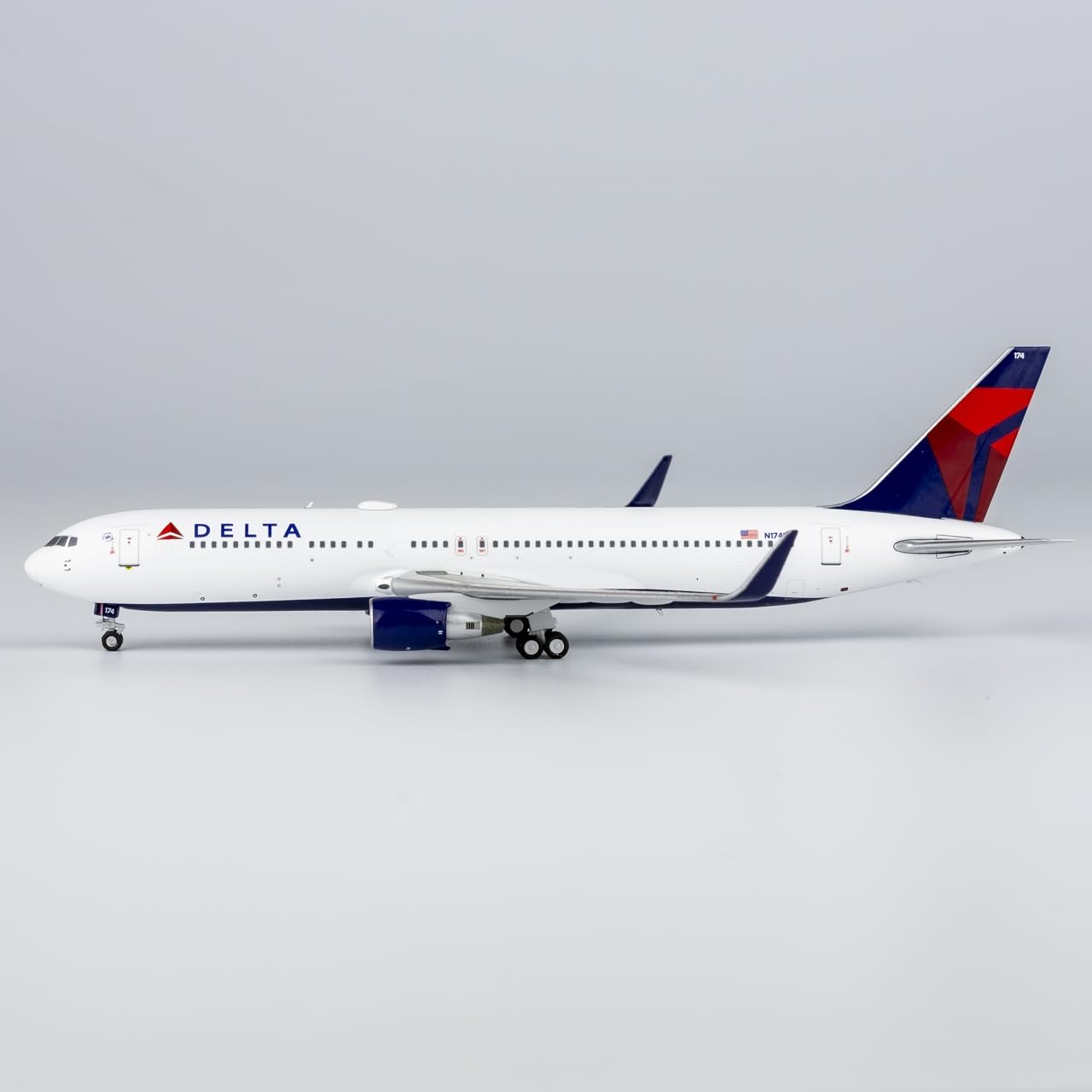 Amazon | NGmodels 1:400 NG17001 Delta Air Lines デルタ航空